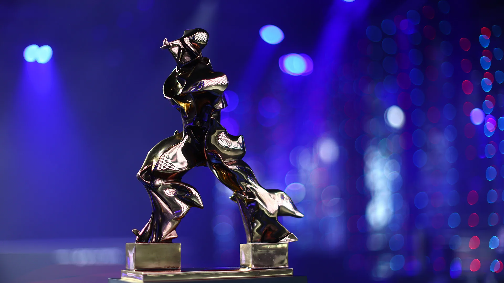 Le trophée de la Gran Turismo World Series sous les projecteurs